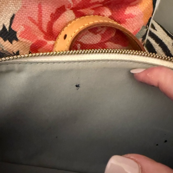 Louis Vuitton Monogram Vernis Rosewood Lemon Handbag - Picture 8 of 11